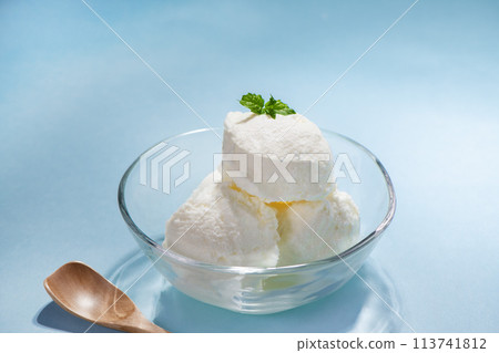 牛奶奶油 113741812