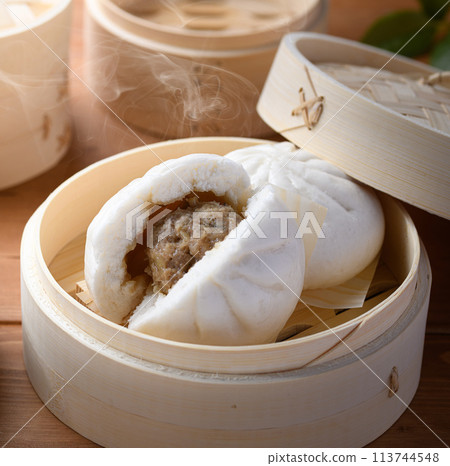 剛蒸好的肉包子(中國包子) 剛蒸好的肉包子(中國包子) 113744548