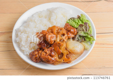 糖醋雞飯 113748761
