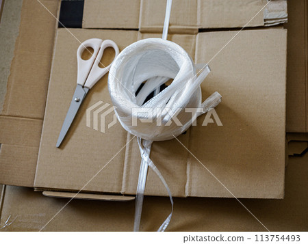 Cardboard box Cardboard box 113754493