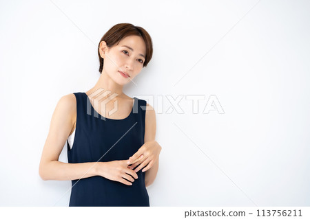 Middle-aged female 113756211