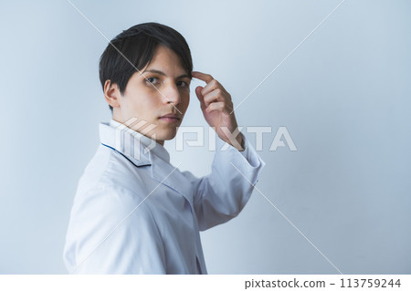 半男肖像 113759244