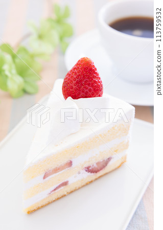 Delicious shortcake and coffee Delicious shortcake and coffee 113759532
