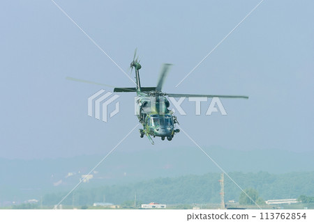 US Air Force HH-60G Pave Hawk flying low US Air Force HH-60G Pave Hawk flying low 113762854
