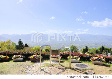 View from Fuefukigawa Fruit Park 113762958