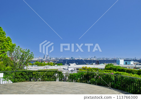 Yokohama City Minato Mirai Park Observation Deck 113766300