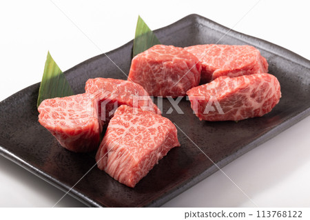 Cubed Japanese Black Beef (Thigh and Shoulder) from Kagoshima Prefecture Cubed Japanese Black Beef (Thigh and Shoulder) from Kagoshima Prefecture 113768122
