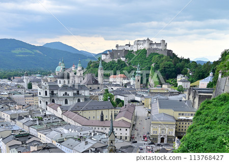 Salzburg Old Town and Hohensalzburg Fortress 113768427