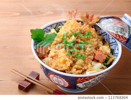 蝦天婦羅蓋飯（蝦天婦羅蓋飯加蛋） 113768804