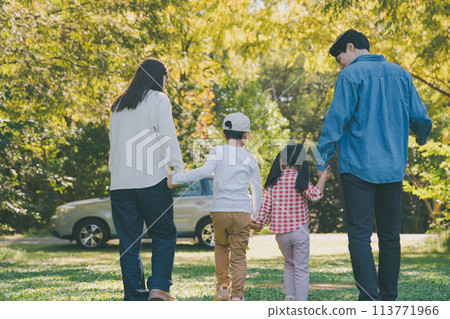 公園 家庭 家族 113771966