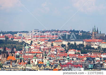 Cityscape of Prague old town Cityscape of Prague old town 113772001