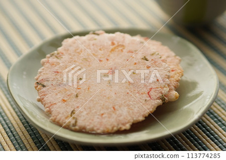 Sakura shrimp crackers from Suruga Bay Sakura shrimp crackers from Suruga Bay 113774285