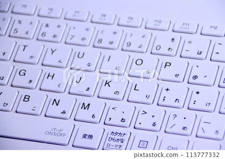 Simple keyboard 113777332