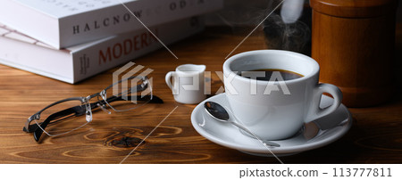 A little luxury: Coffee time (hot coffee) 113777811