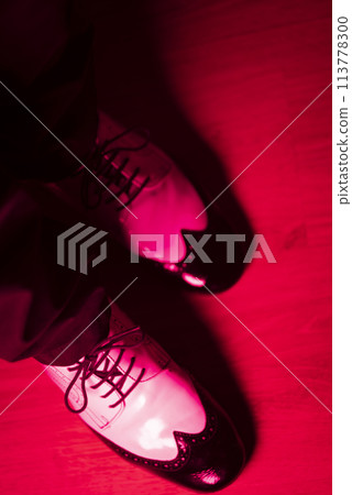 Man dancing jazz shoes Man dancing jazz shoes 113778300