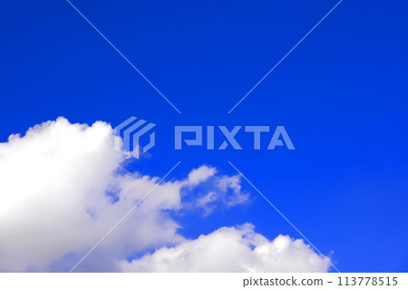 Blue sky with clouds (background material) Blue sky with clouds (background material) 113778515