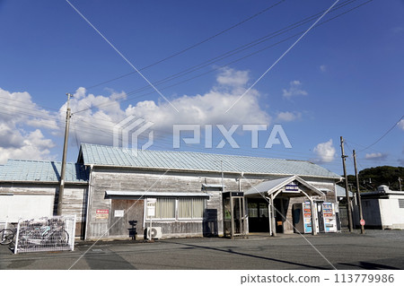 Blue sky and a nostalgic station building Blue sky and a nostalgic station building 113779986