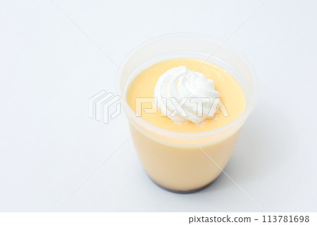 布丁、點心、甜點、便利商店點心、杯裝布丁、塑膠容器、點心、西式點心、新鮮點心 113781698
