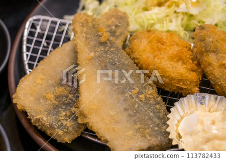 Fried set meal main dish Fried set meal main dish 113782433
