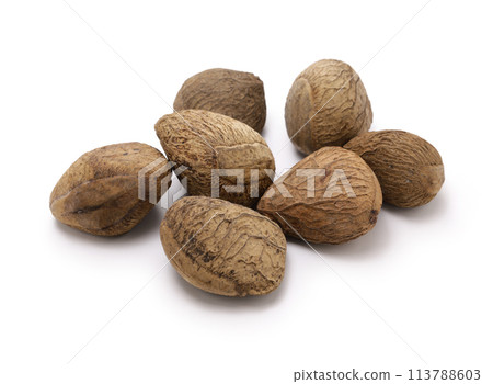 Kruwak (fermented and detoxified pangin seed) Kruwak (fermented and detoxified pangin seed) 113788603