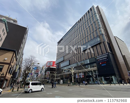 札幌市薄野四丁目十字路口 113792988