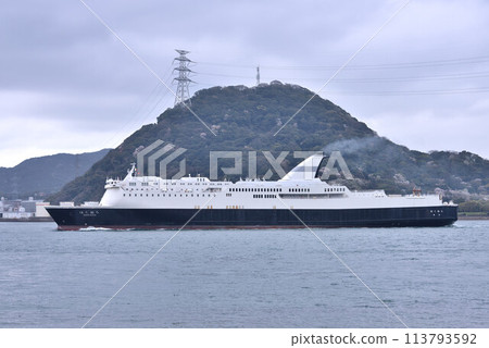 Cargo and passenger ship, from Nanao to Aioi 113793592