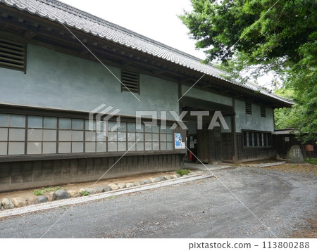 Negishi family's tenement gate (Kumagaya City, Saitama Prefecture) 113800288