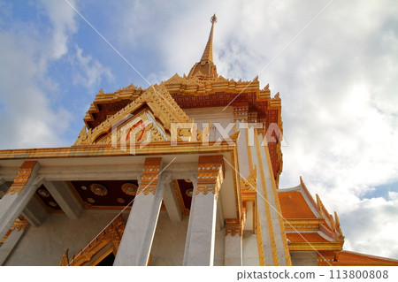 Wat Traimit, also known as the Temple of the Golden Buddha, famous for its golden Buddha statue in Bangkok, the capital of Thailand Wat Traimit, also known as the Temple of the Golden Buddha, famous for its golden Buddha statue in Bangkok, the capital of Thailand 113800808