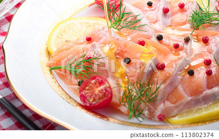 三文魚生牛肉片 113802374