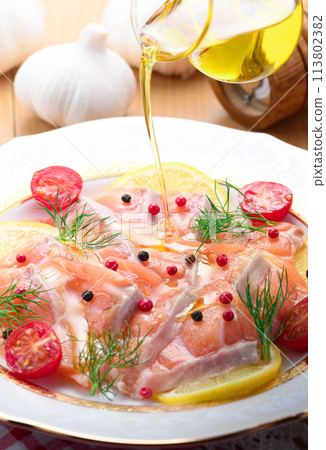 三文魚生牛肉片 113802382