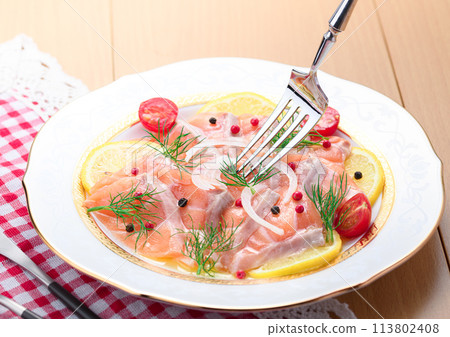 Salmon Carappcio Salmon Carappcio 113802408