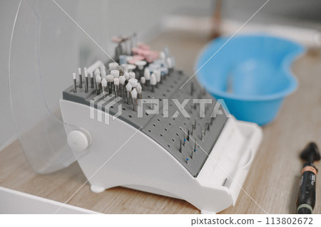 Set of drill nozzles for a dental bur machine for implants 113802672