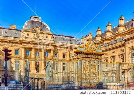Palace of Justice. Fabulous, magnificent Paris in early spring. Palace of Justice. Fabulous, magnificent Paris in early spring. 113803332