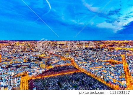View from the Montparnasse tower on Paris in early spring. 113803337