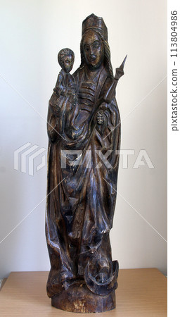 Blessed Virgin Mary with baby Jesus Blessed Virgin Mary with baby Jesus 113804986