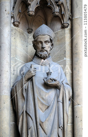 Statue of Saint on the portal of the Basilica of Saint Clotilde in Paris, France 113805479