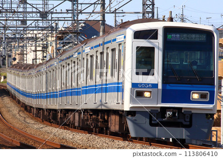 [SI] Seibu Ikebukuro Line 6000 Series 50s / Aluminum Car (F Rapid Express: Direct to Tokyo Metro Fukutoshin Line) 113806410