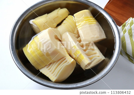 煮熟的竹筍 煮熟的竹筍 113806432