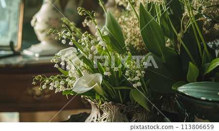 Spring flowers in vintage vase, beautiful floral arrangement, home decor, wedding and florist design Spring flowers in vintage vase, beautiful floral arrangement, home decor, wedding and florist design 113806659