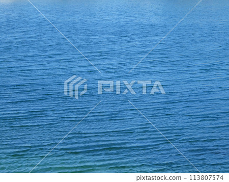 A photo of the calm blue sea of Setouchi 113807574