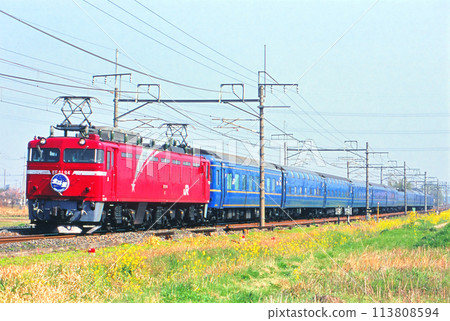 Sleeper express Hokutosei heading for Ueno 113808594