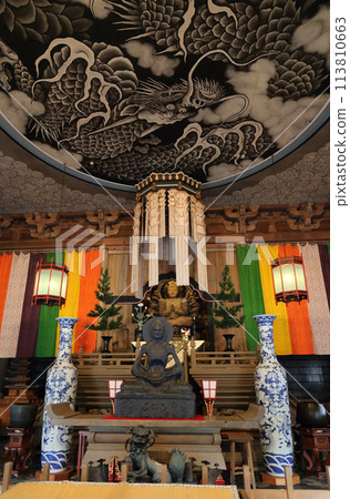 鎌倉建長寺大殿的主像 鎌倉建長寺大殿的主像 113810663