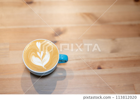 Latte art cafe thumbnail image Latte art cafe thumbnail image 113812020