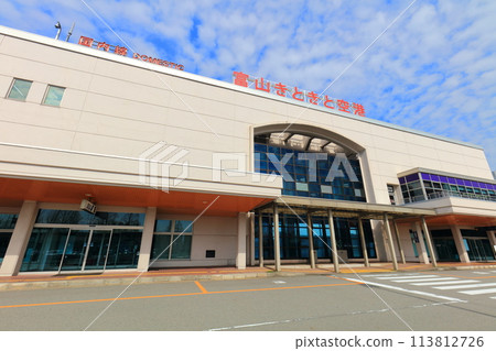 [石川縣] 晴天的富山機場航廈 113812726