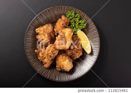  Deep-fried chicken 113815461