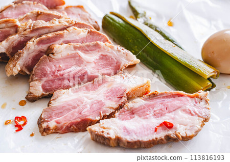 Sliced pork 113816193