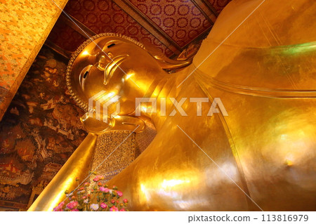 泰國首都曼谷旅遊勝地臥佛寺的臥佛(大臥佛) 泰國首都曼谷旅遊勝地臥佛寺的臥佛(大臥佛) 113816979