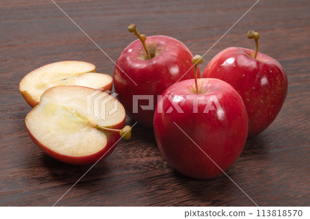 Hime apples, small Japanese red apples 113818570