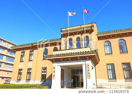 Scenery of Yamanashi Prefectural Assembly Building, Kofu City, Yamanashi Prefecture Scenery of Yamanashi Prefectural Assembly Building, Kofu City, Yamanashi Prefecture 113819378
