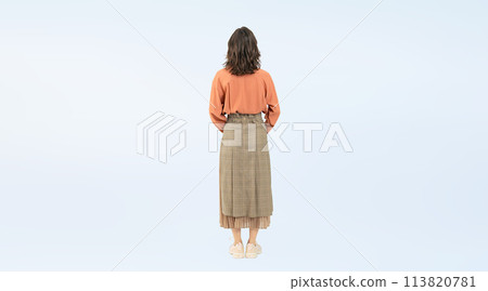 Full body photo of a woman from behind Full body photo of a woman from behind 113820781